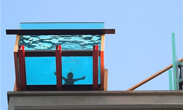 4 erros mais comuns no envidraçamento de piscinas